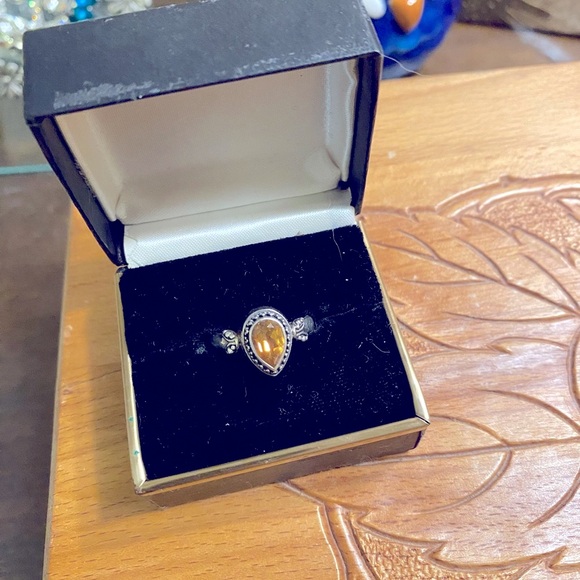 Stunning Lori Bonn Sterling Silver and Citrine Women\'s Ring size 8